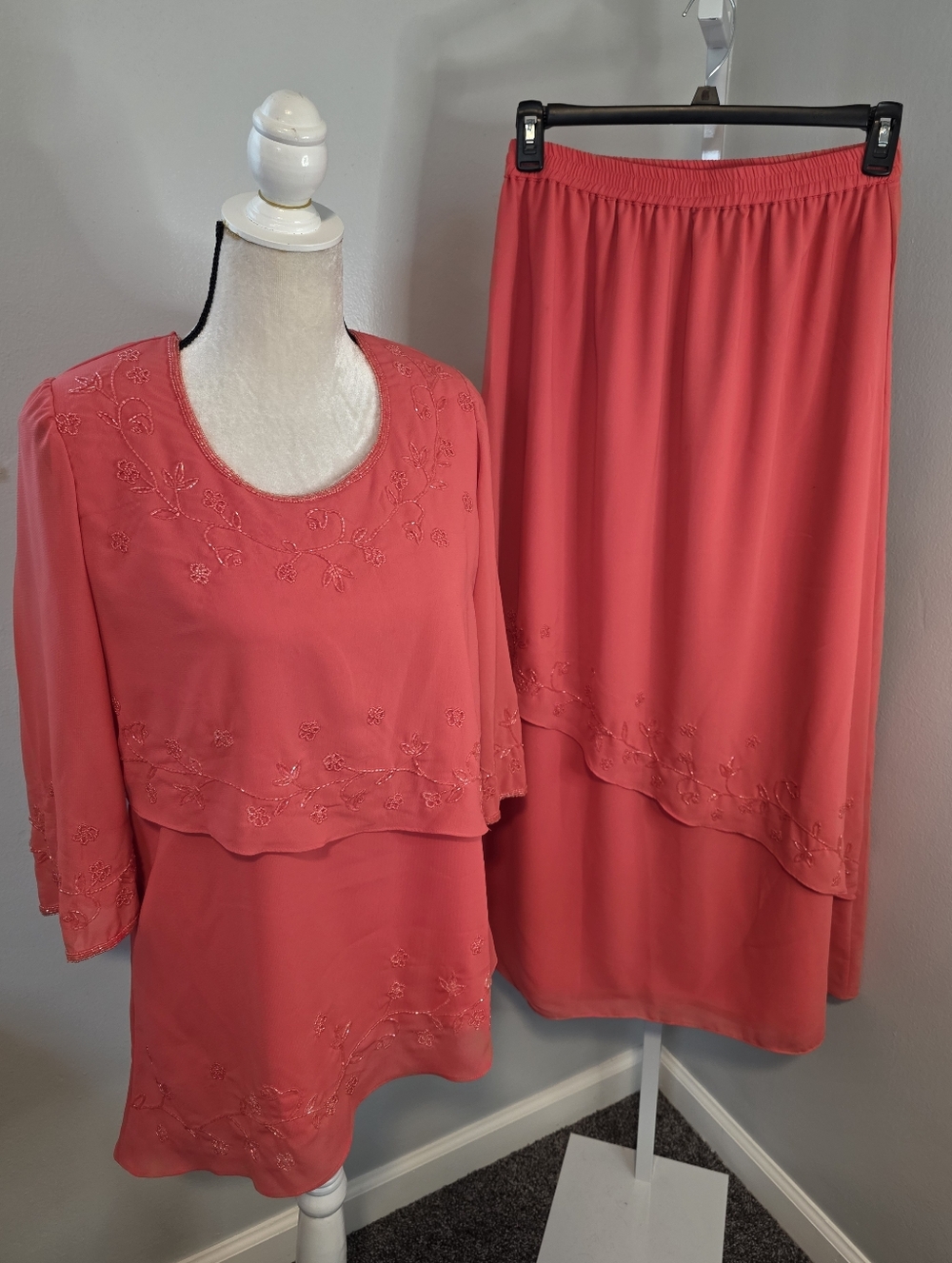 Beaded Embellished 2 Piece Lined  Skirt Set / Coral / Large